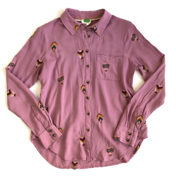 Anthropologie Tops - Anthro Pink Embroidered Hot Air Balloon Shirt